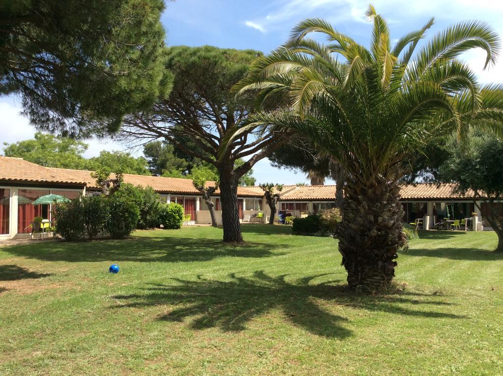 Goelia Le Mas Blanc Aparthotel Perols Bagian luar foto